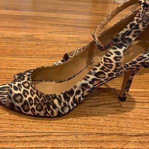 Leopard Sherah heels with ankle strap